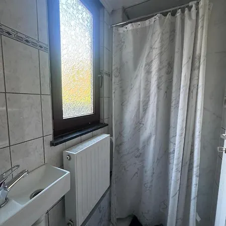 Elegant 1br With Contemporary Design In *